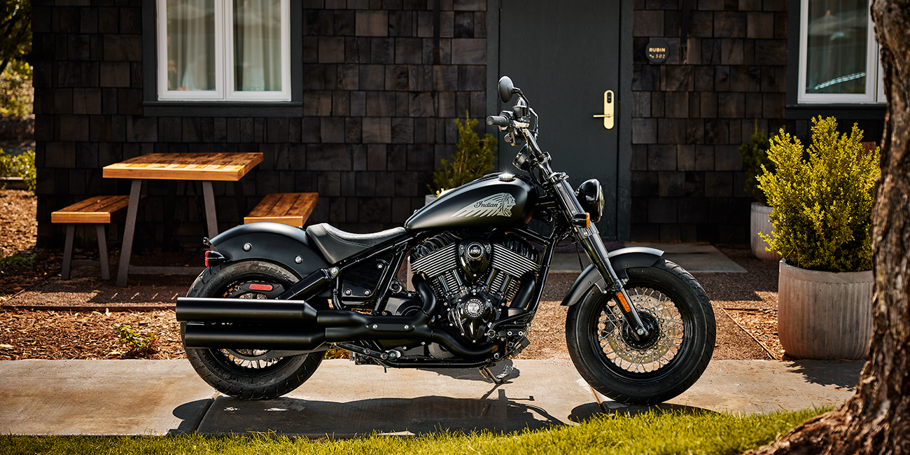 Indian® Motorcycle - Nippon -: Chief Bobber Dark Horse